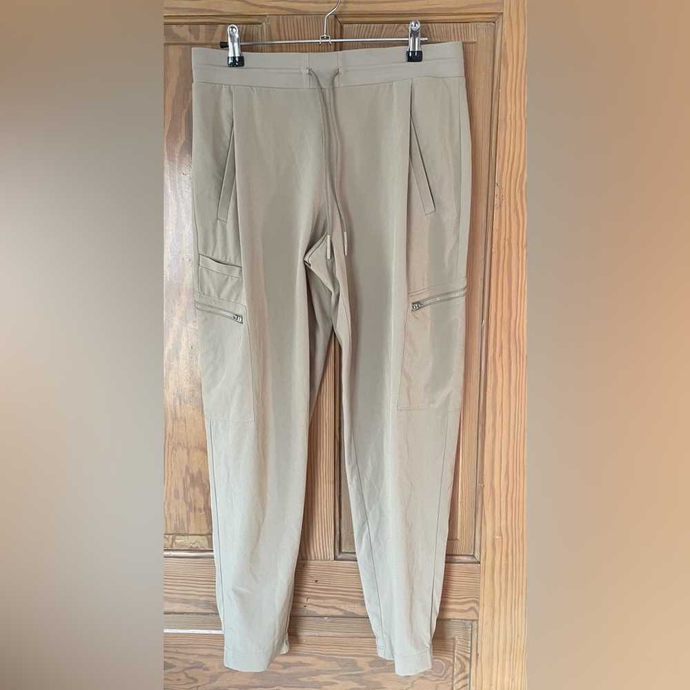 Athleta Women's Go Far Travel Pant Jogger, Tan, Size 8 - Picture 2 of 8